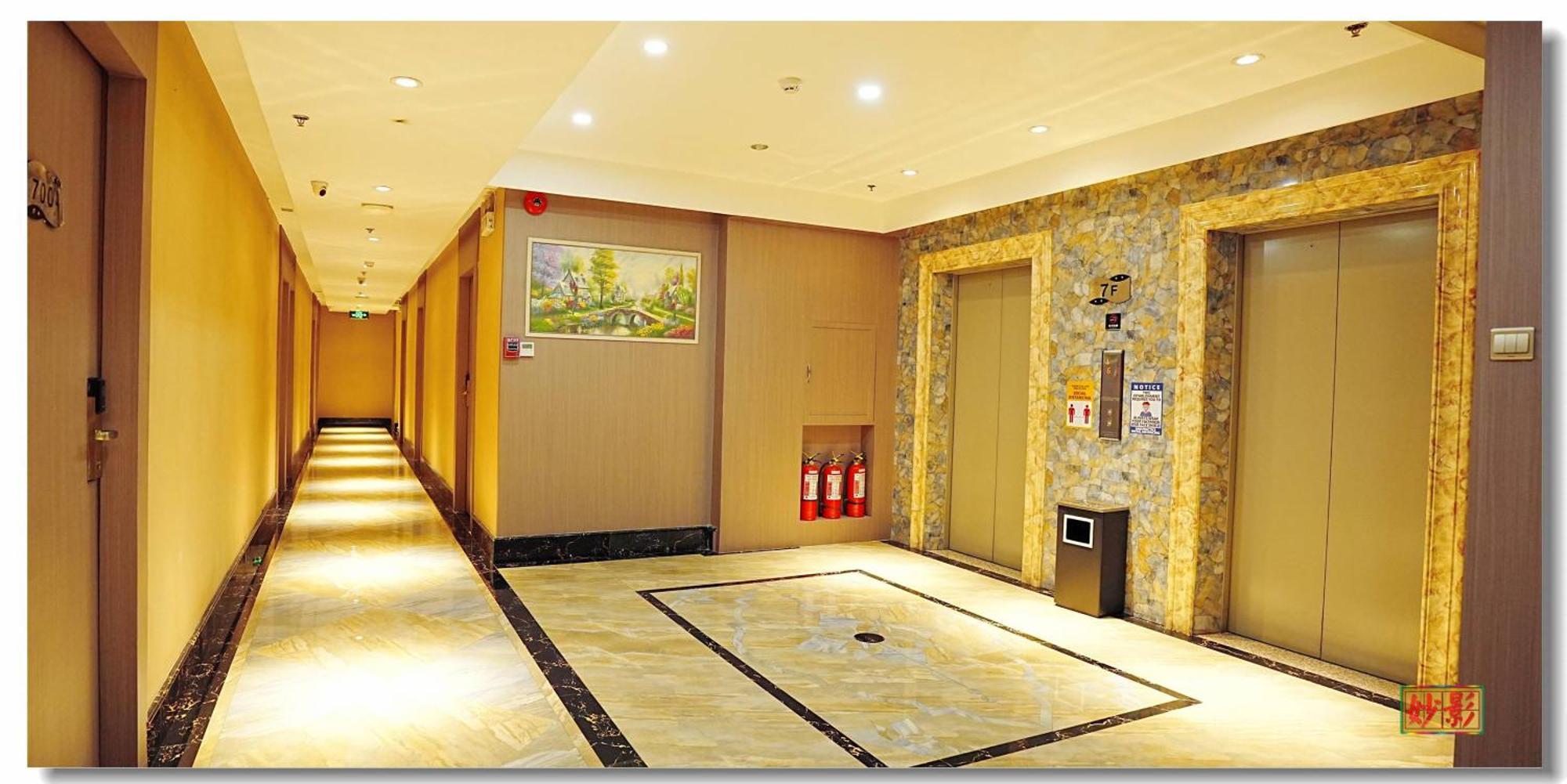 Pristinehotel Manila Exterior foto